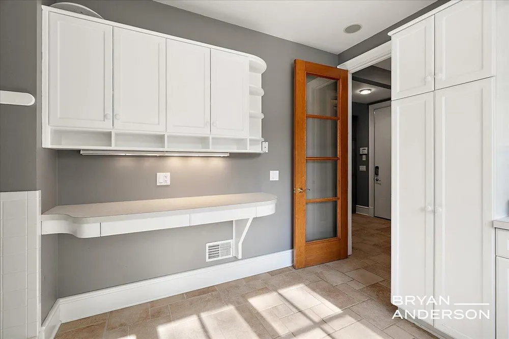 6029 Hillsborough Court SW Grandville, MI 49418