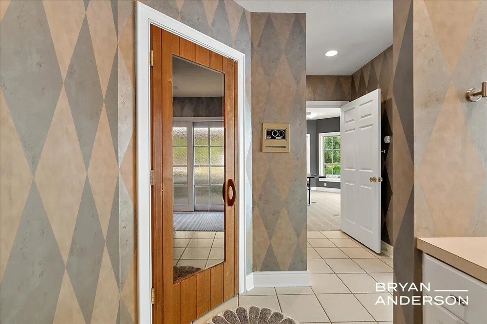 6029 Hillsborough Court SW Grandville, MI 49418