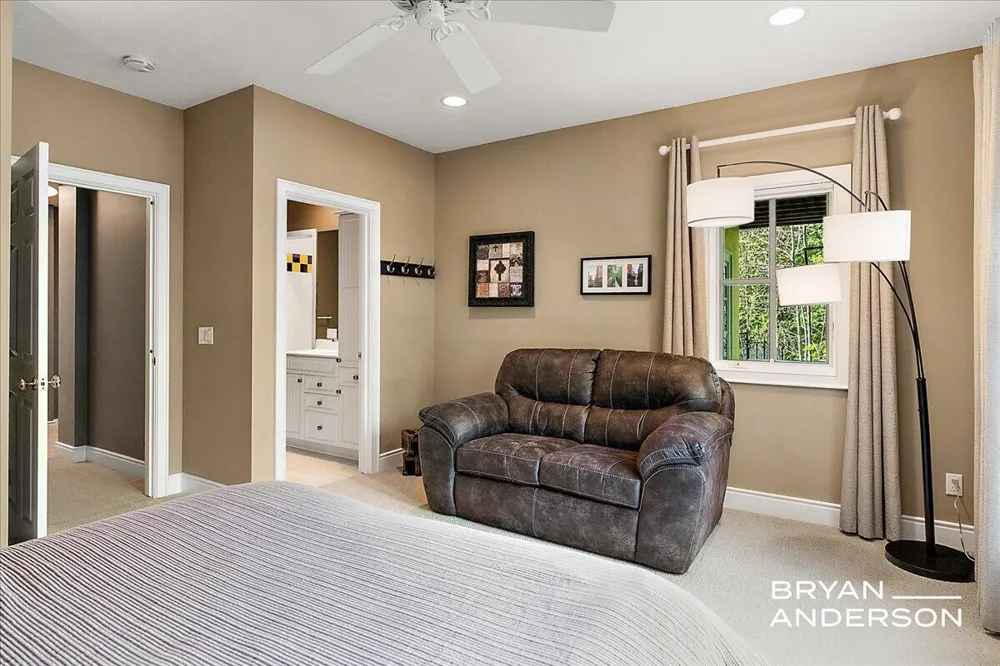 6029 Hillsborough Court SW Grandville, MI 49418