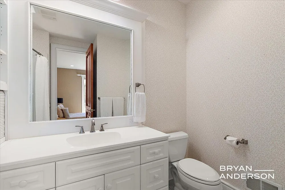6029 Hillsborough Court SW Grandville, MI 49418