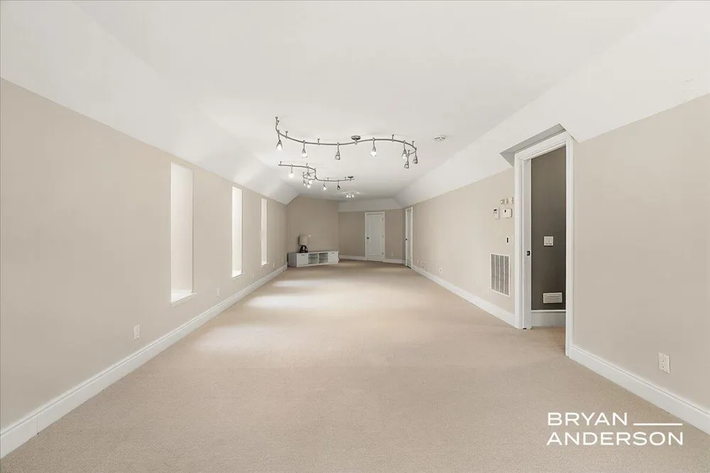 6029 Hillsborough Court SW Grandville, MI 49418