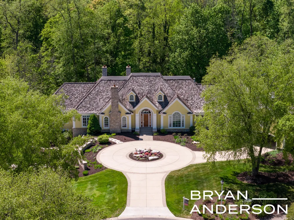 6029 Hillsborough Court SW Grandville, MI 49418