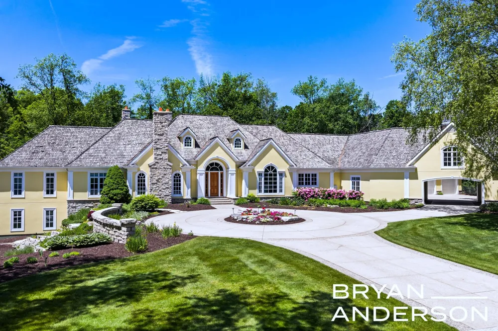 6029 Hillsborough Court SW Grandville, MI 49418
