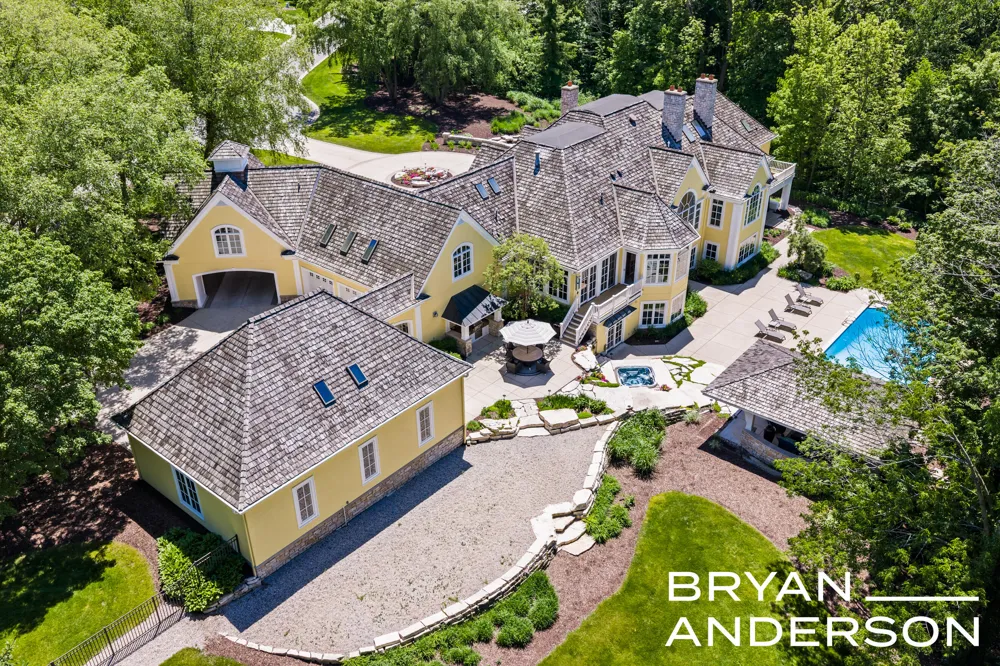 6029 Hillsborough Court SW Grandville, MI 49418