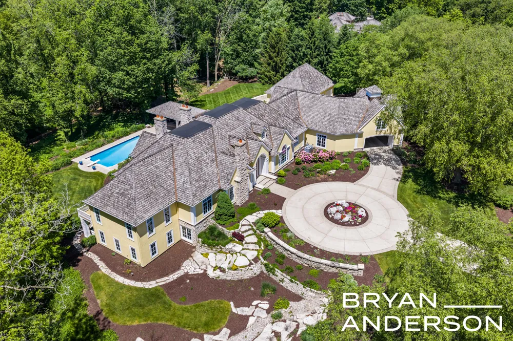 6029 Hillsborough Court SW Grandville, MI 49418