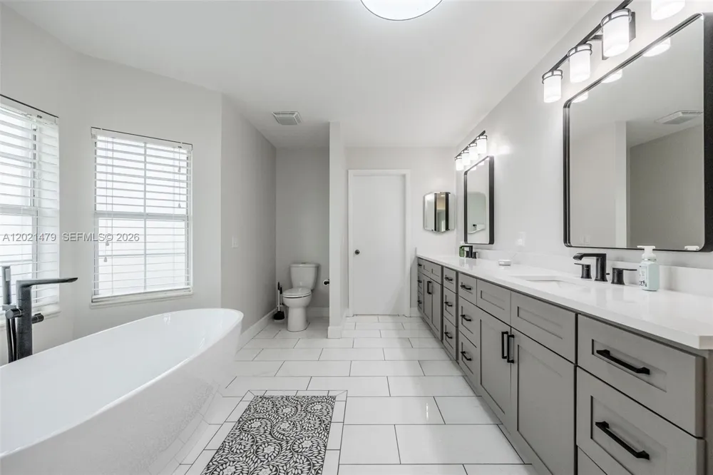 1261 RIVERBEND DR Other City - In The State Of Florida, FL 33935