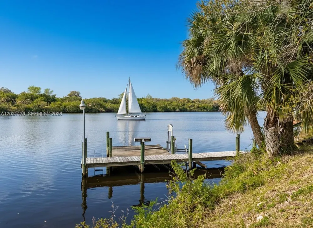 1261 RIVERBEND DR Other City - In The State Of Florida, FL 33935