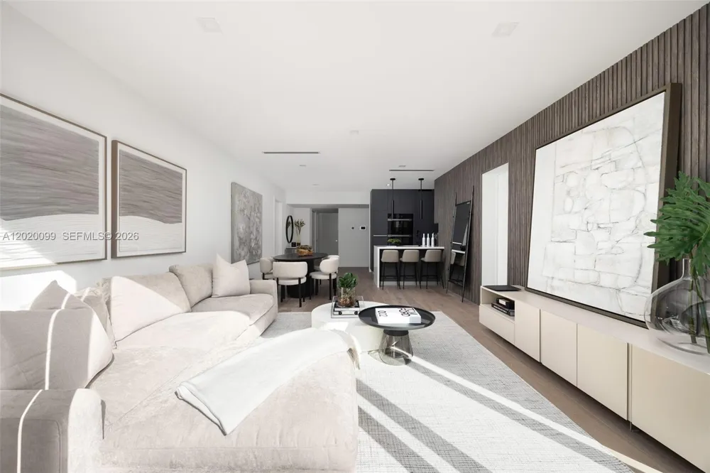 204 Sunrise Dr #204B Key Biscayne, FL 33149