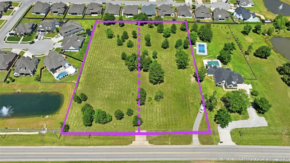 633 E 131 STREET S Jenks, OK 74037