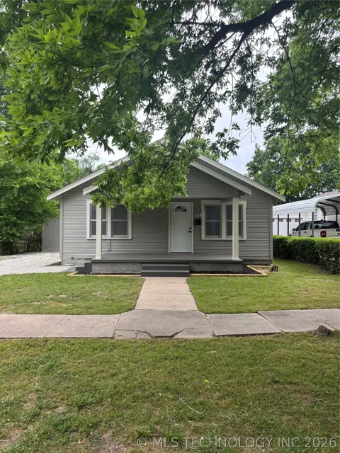 615 W 4th