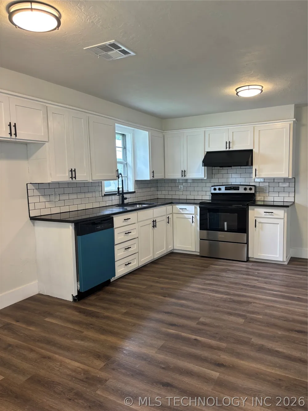 615 W 4th Ada, OK 74820