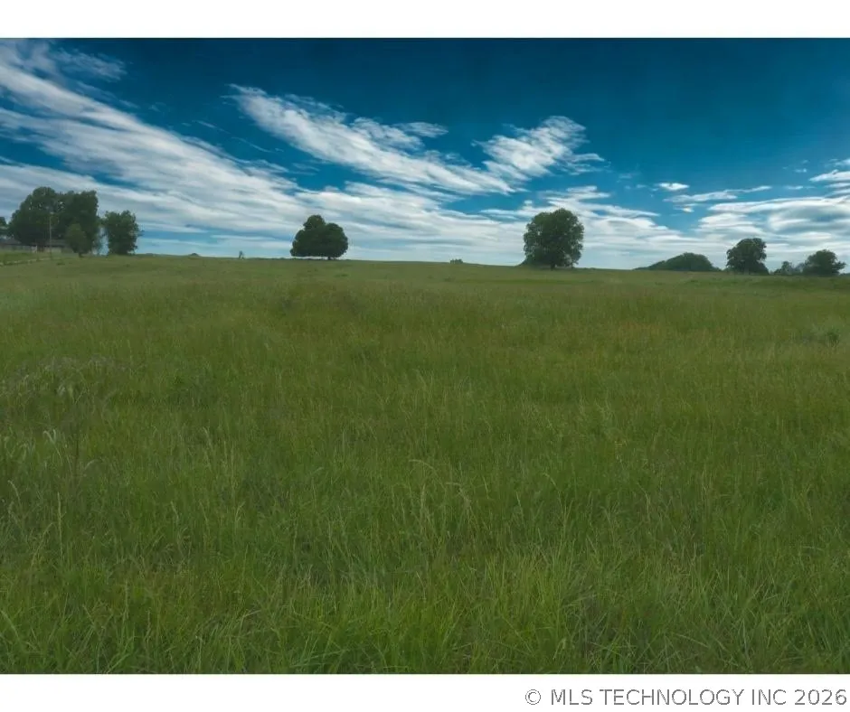 9 E 420 ROAD Oologah, OK 74053