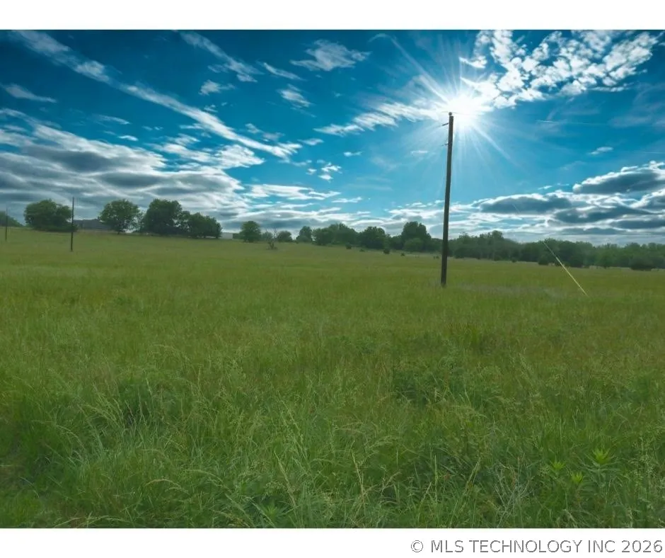 7 E 420 ROAD Oologah, OK 74053