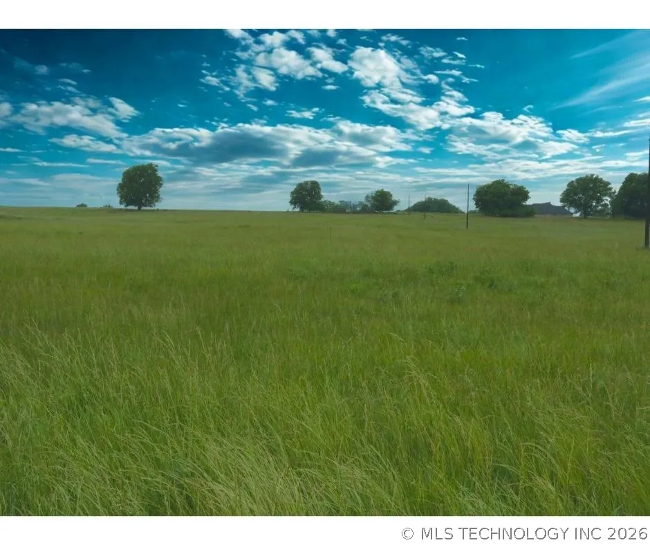 12 E 420 ROAD Oologah, OK 74053
