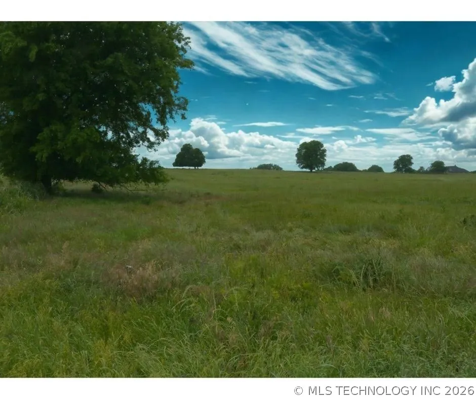 12 E 420 ROAD Oologah, OK 74053