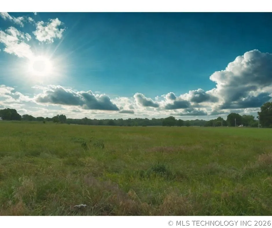 12 E 420 ROAD Oologah, OK 74053
