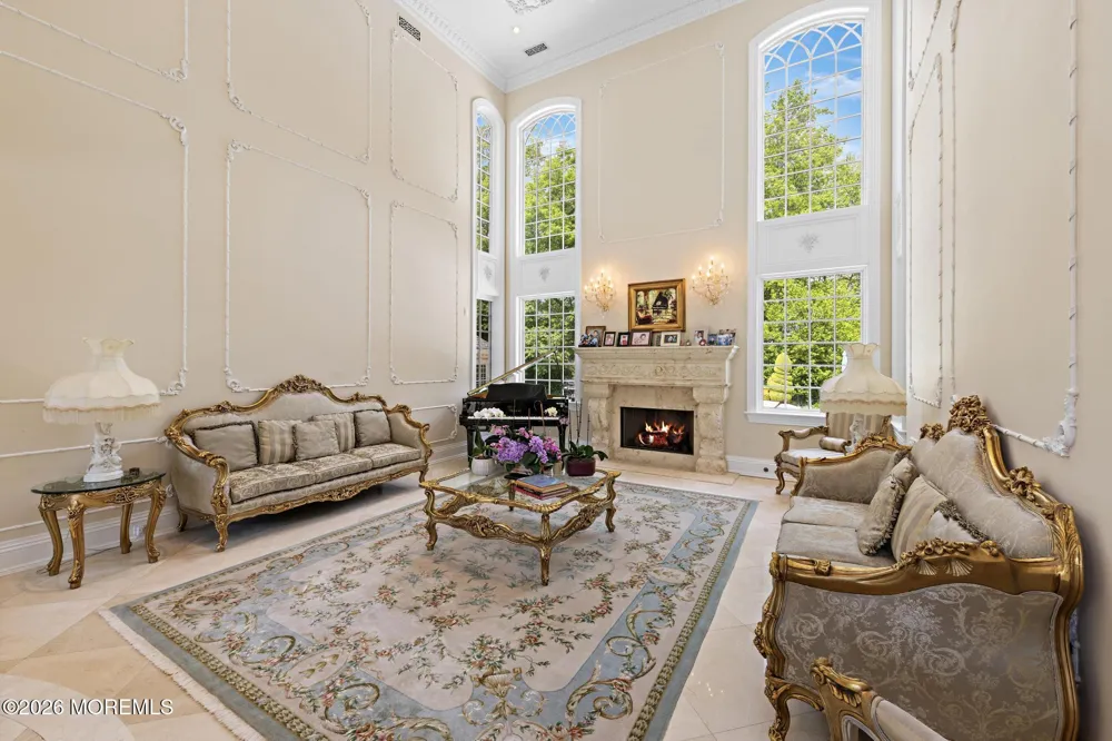 12 Raintree Court Holmdel, NJ 07733