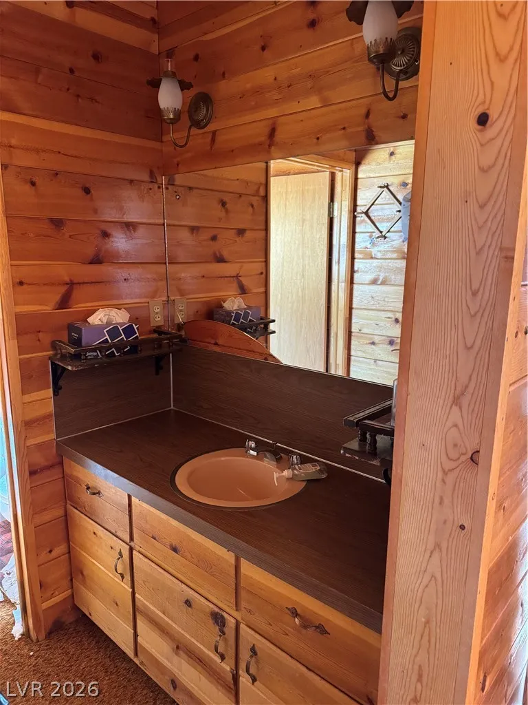 20996 Pinion Pine Road Pioche, NV 89043