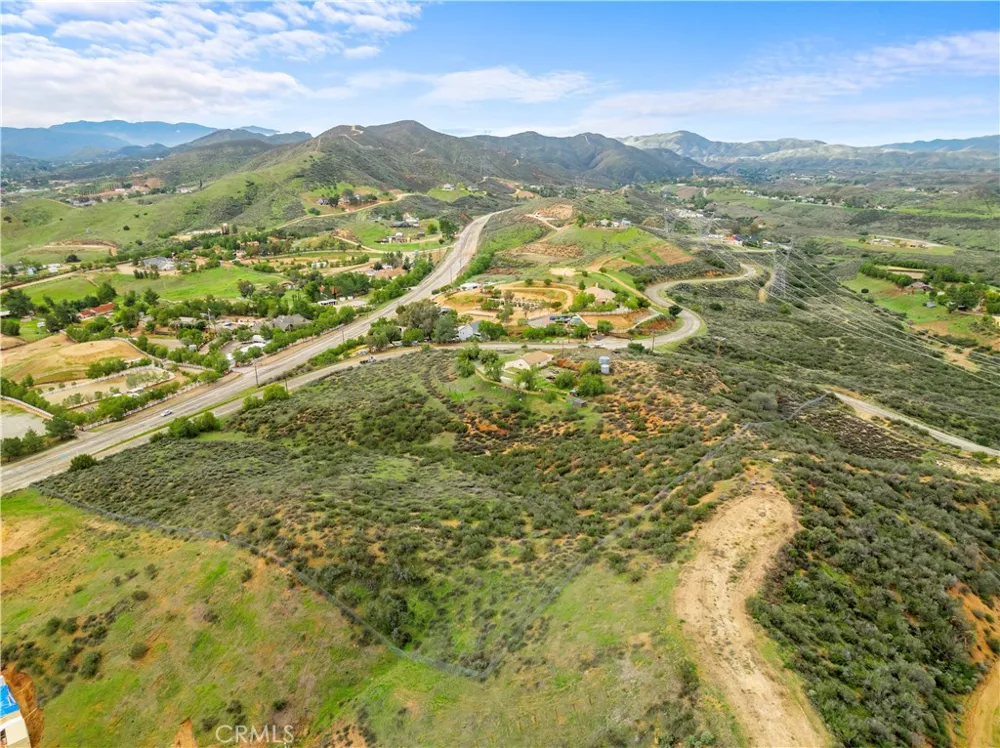 10657 Mint Canyon Agua Dulce, CA 91390