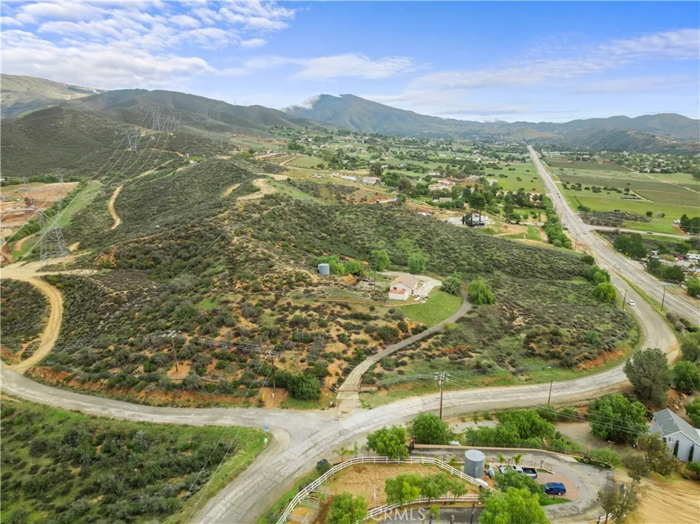 10657 Mint Canyon Agua Dulce, CA 91390