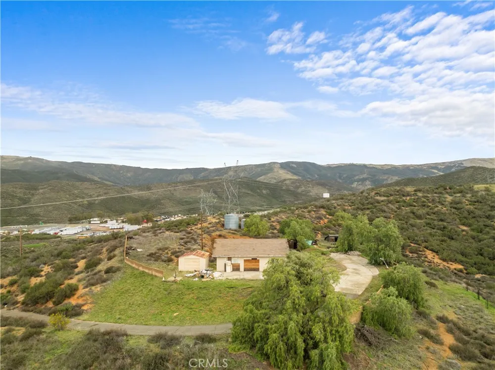 10657 Mint Canyon Agua Dulce, CA 91390