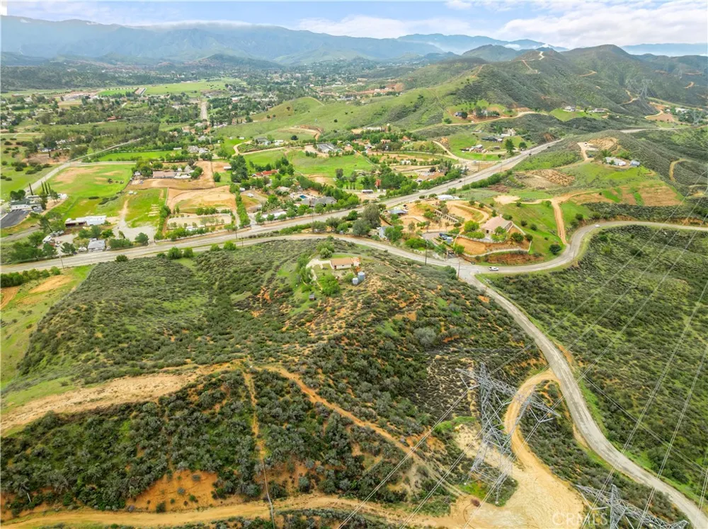 10657 Mint Canyon Agua Dulce, CA 91390