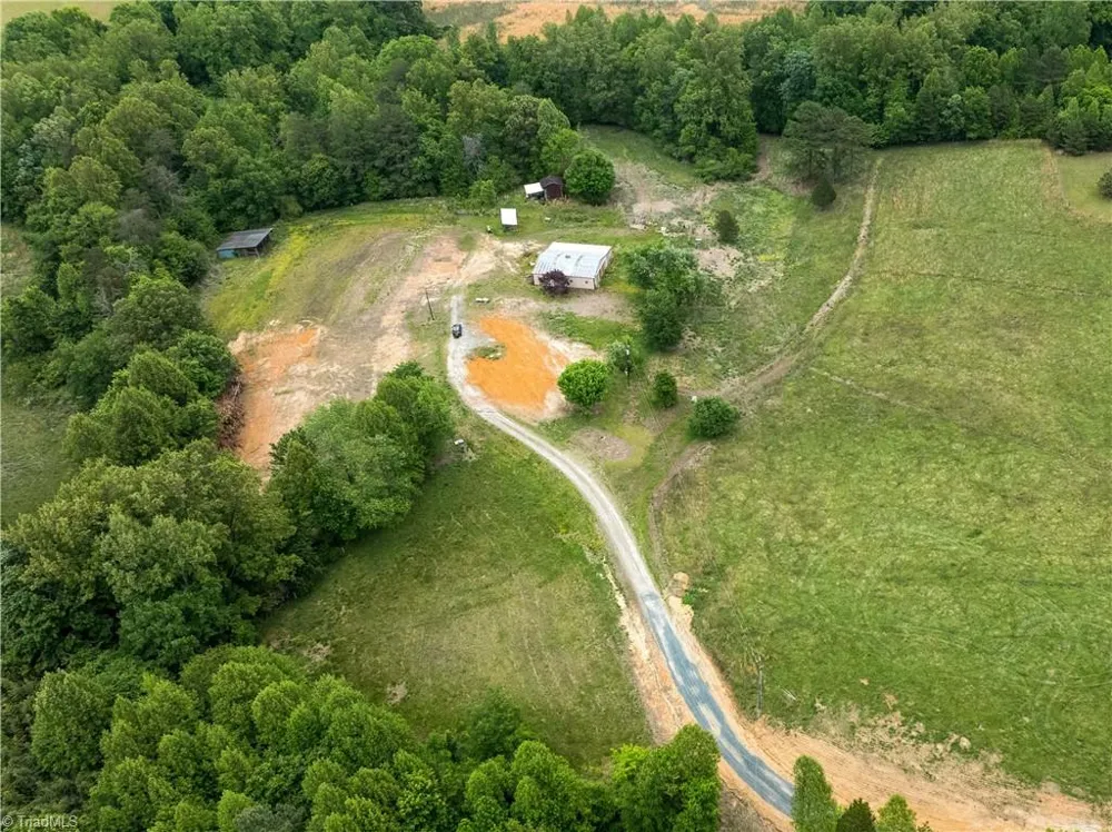 4275 Grubbs Road Walkertown, NC 27051