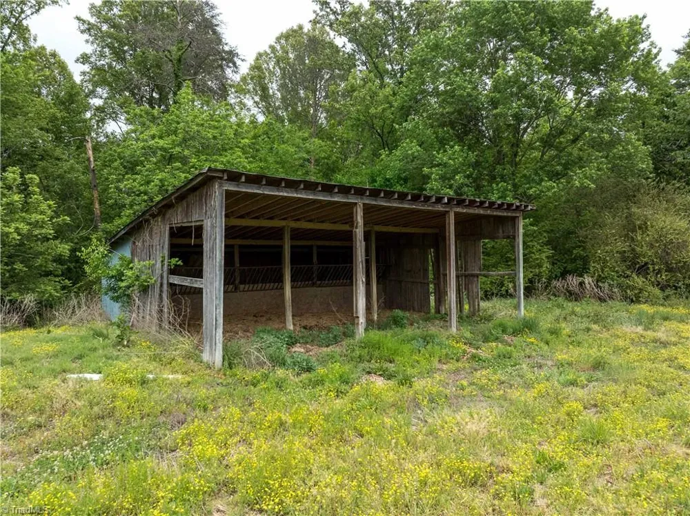 4275 Grubbs Road Walkertown, NC 27051