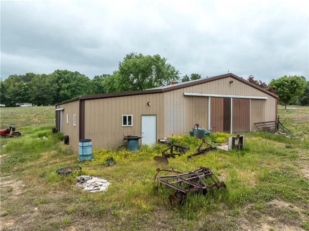 4275 Grubbs Road Walkertown, NC 27051