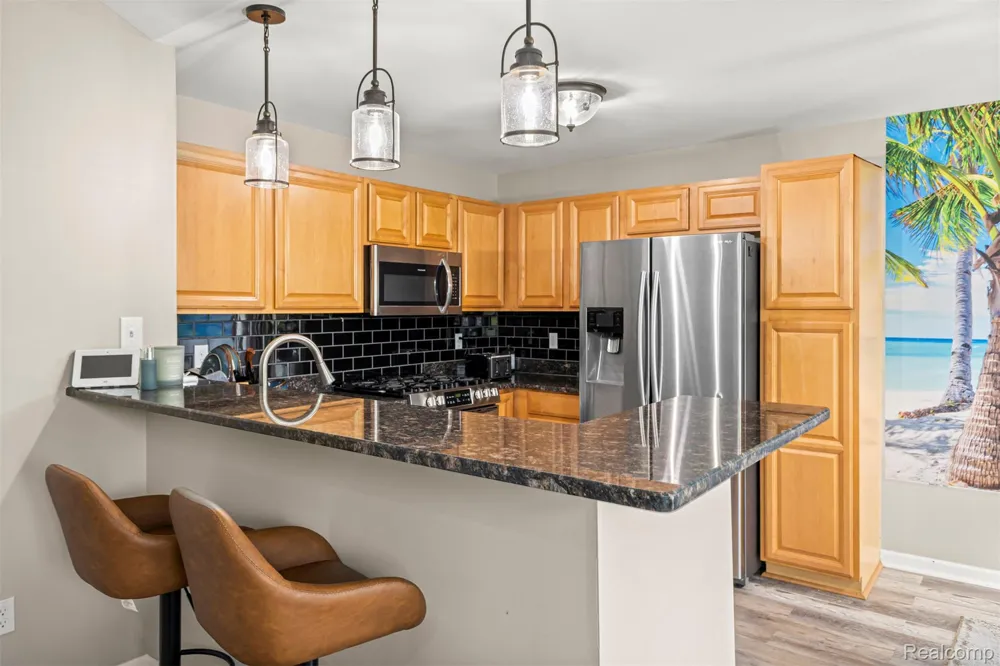 16015 Morningside Northville Township, MI 48168