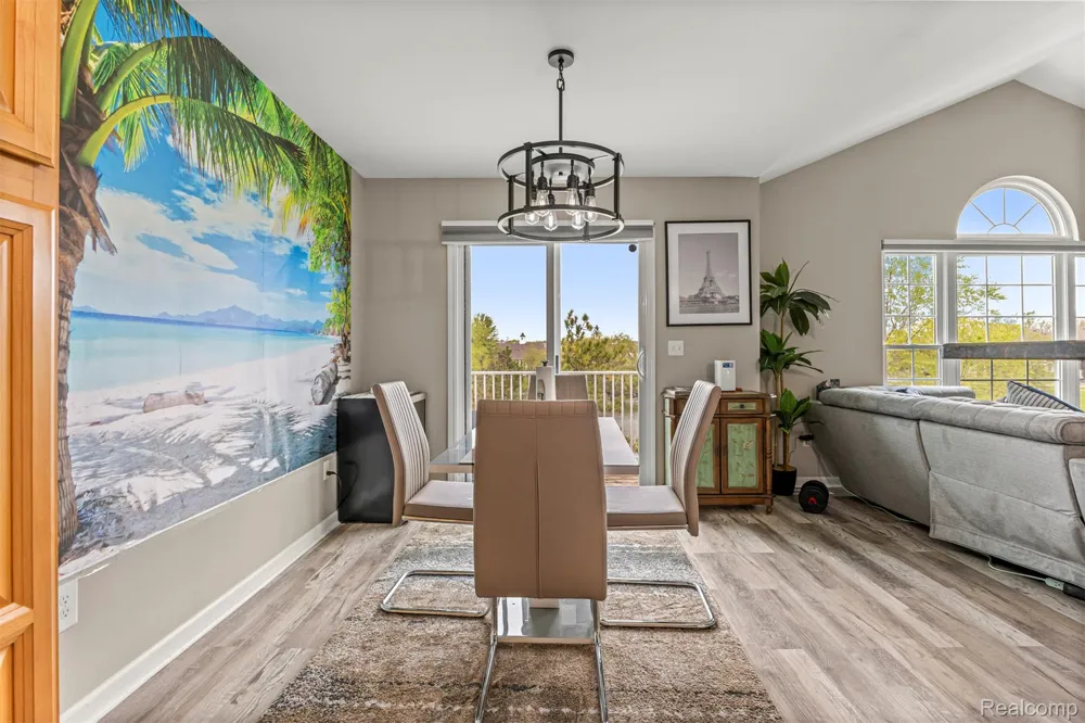 16015 Morningside Northville Township, MI 48168