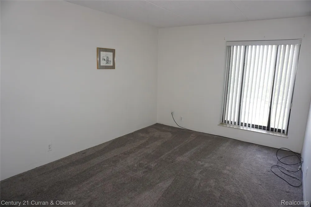 21800 Morley Avenue #209 Dearborn City, MI 48124