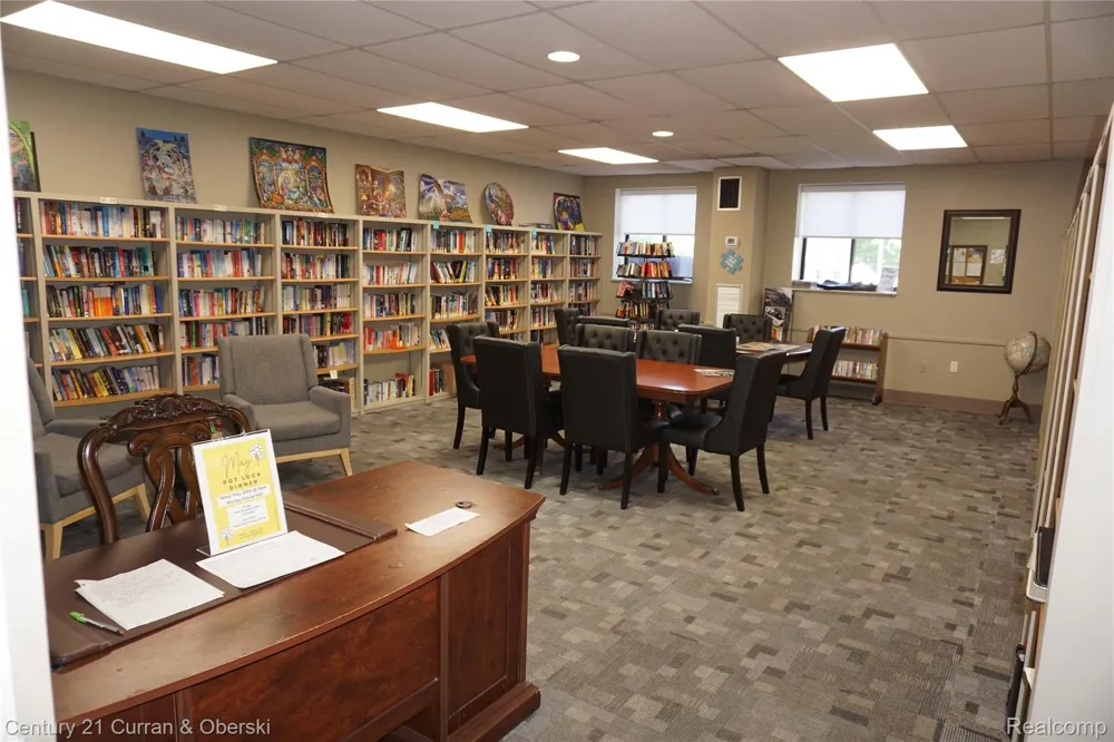 21800 Morley Avenue #209 Dearborn City, MI 48124