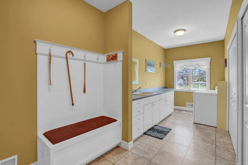 2185 E Houghton Drive Denton Township, MI 48629