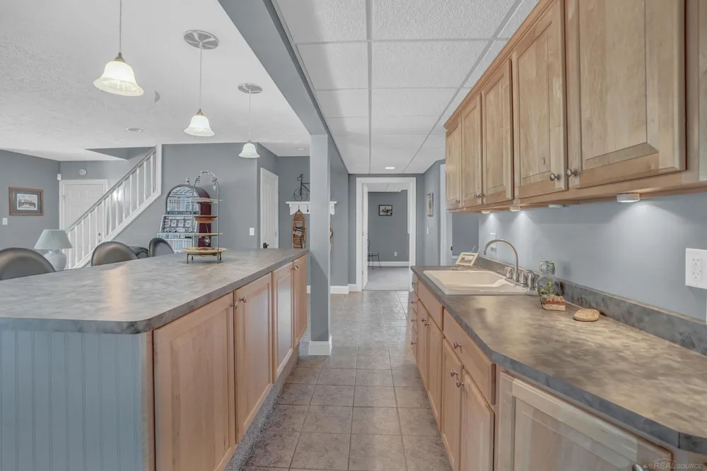 2185 E Houghton Drive Denton Township, MI 48629