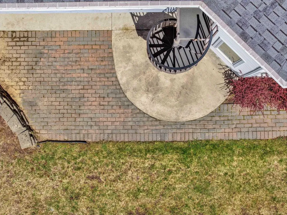 2185 E Houghton Drive Denton Township, MI 48629
