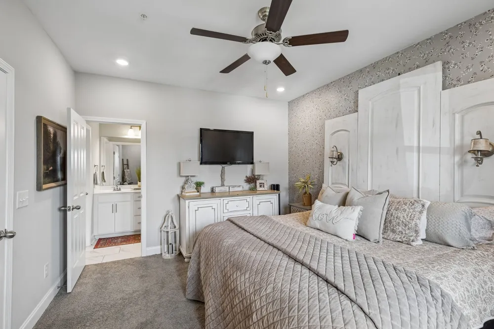 1015 June Wilde Rdg Spring Hill, TN 37174