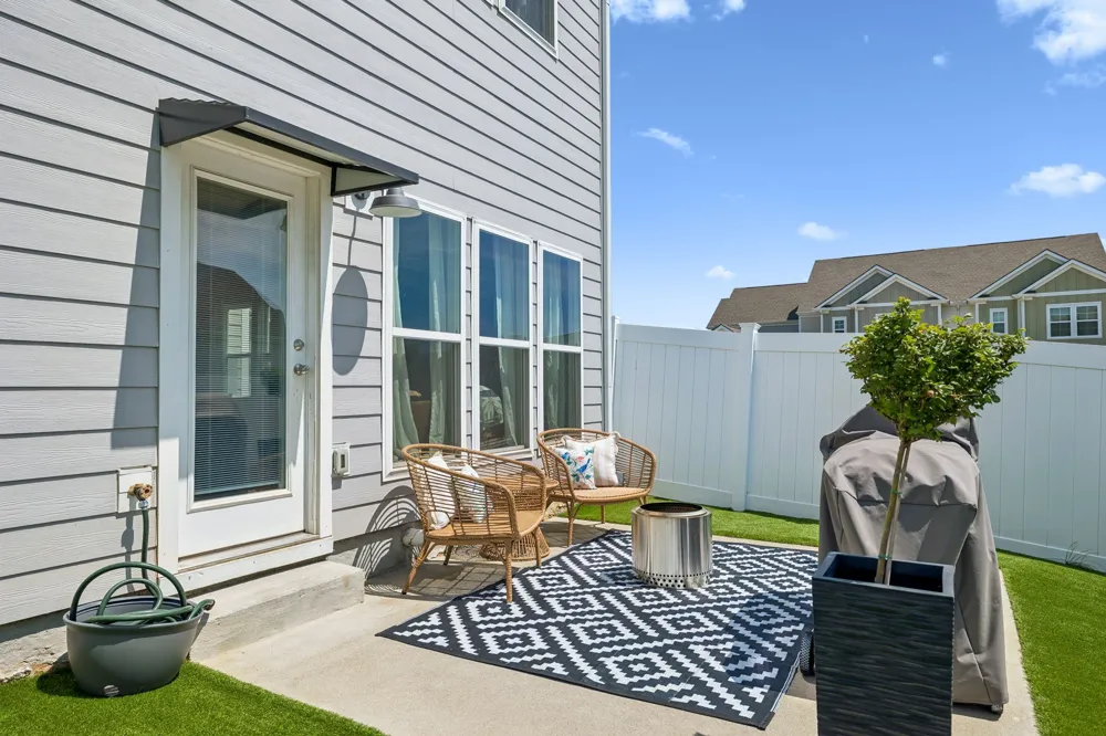 1015 June Wilde Rdg Spring Hill, TN 37174