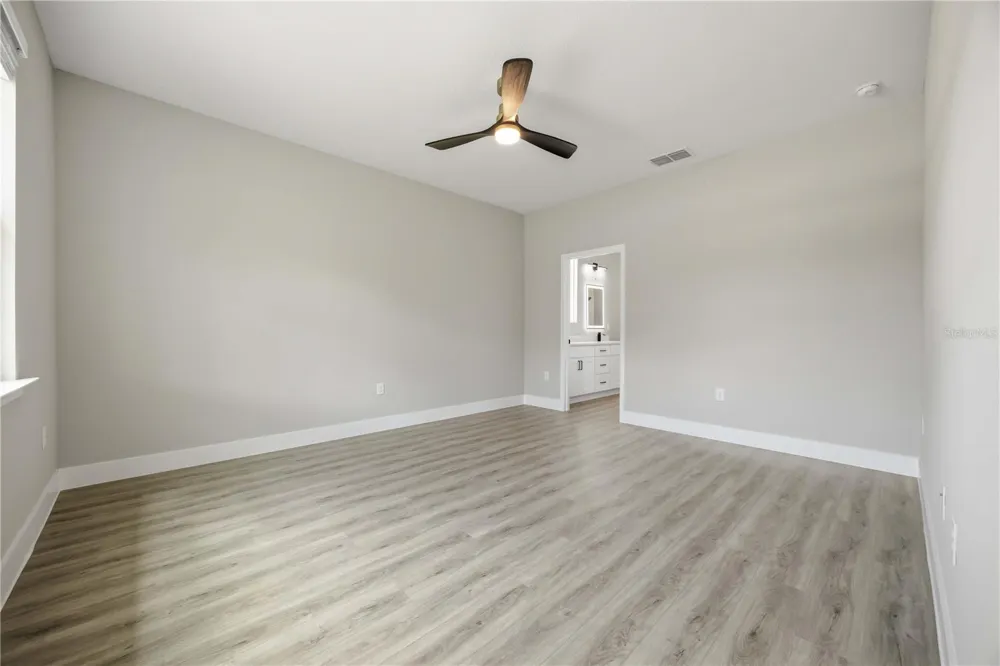 2122 RIVER HAWK LOOP Winter Haven, FL 33880