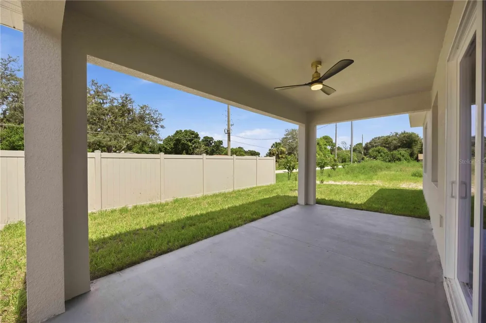 2122 RIVER HAWK LOOP Winter Haven, FL 33880