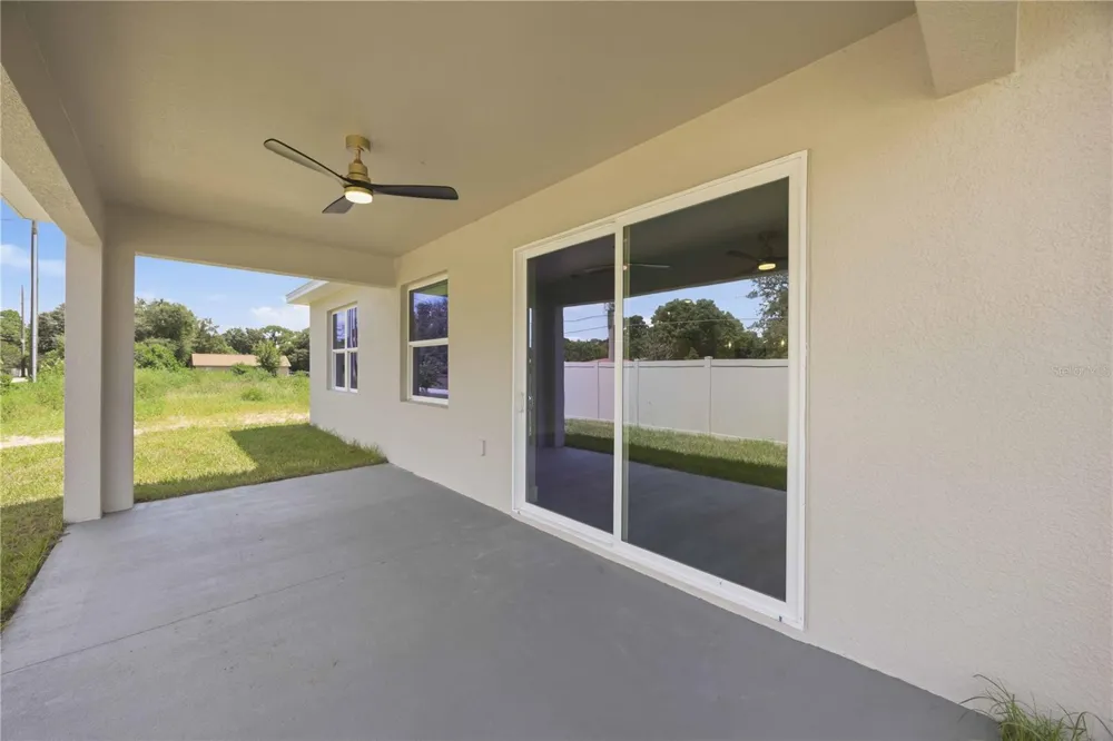 2122 RIVER HAWK LOOP Winter Haven, FL 33880