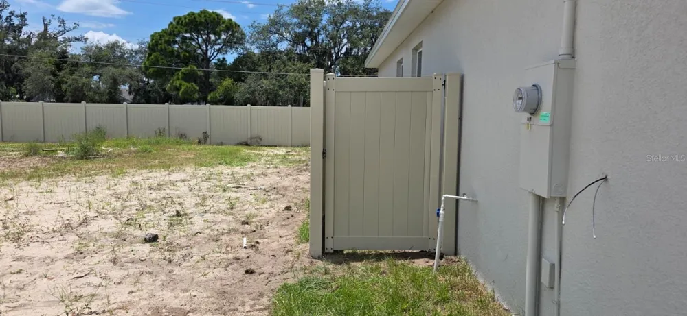 2122 RIVER HAWK LOOP Winter Haven, FL 33880