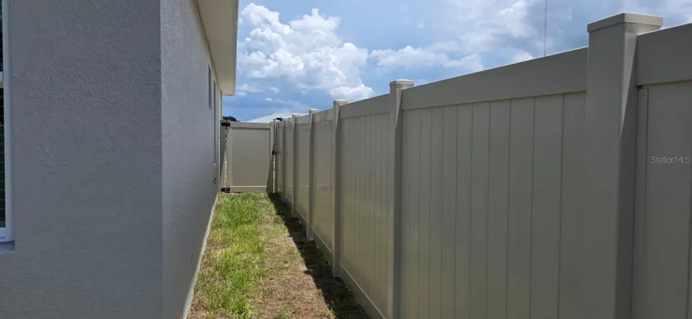 2122 RIVER HAWK LOOP Winter Haven, FL 33880