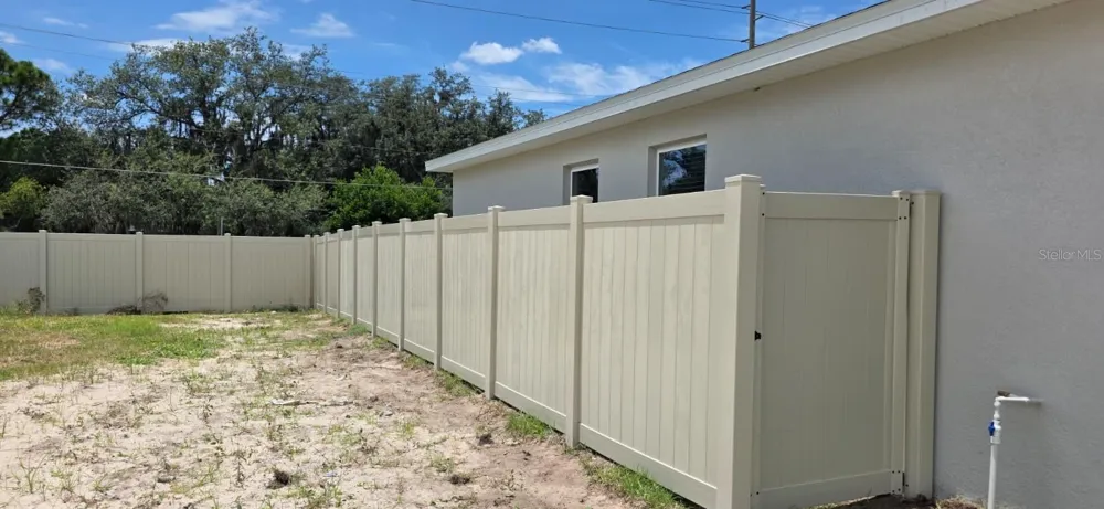 2122 RIVER HAWK LOOP Winter Haven, FL 33880