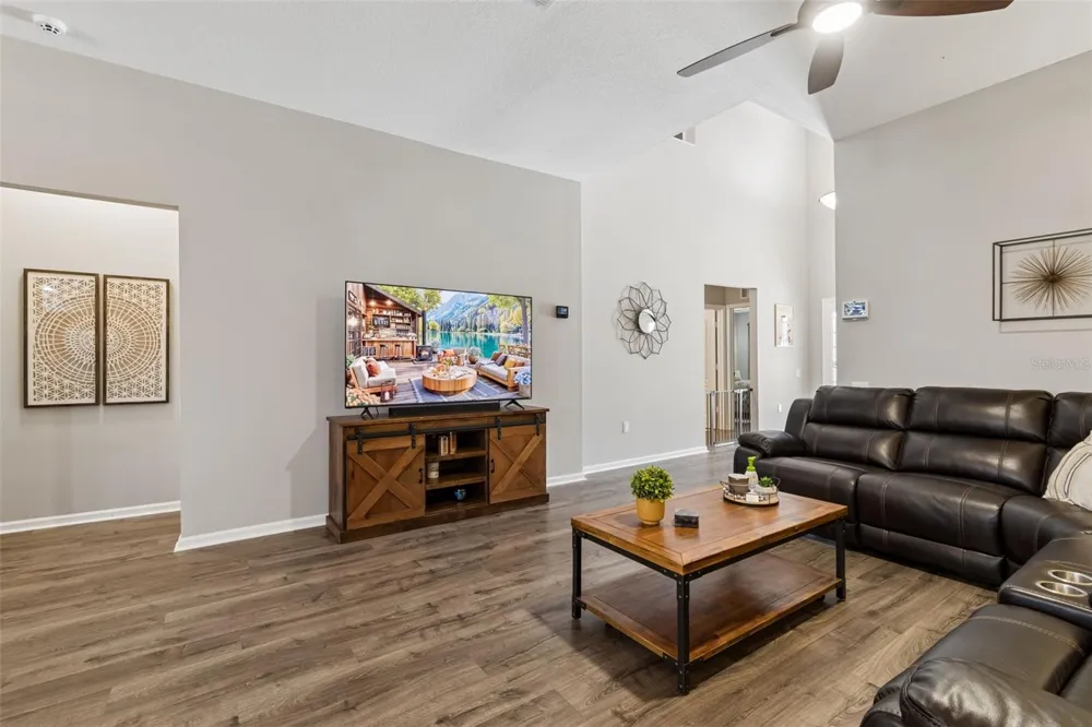 5401 LOOKOUT PASS Wesley Chapel, FL 33544