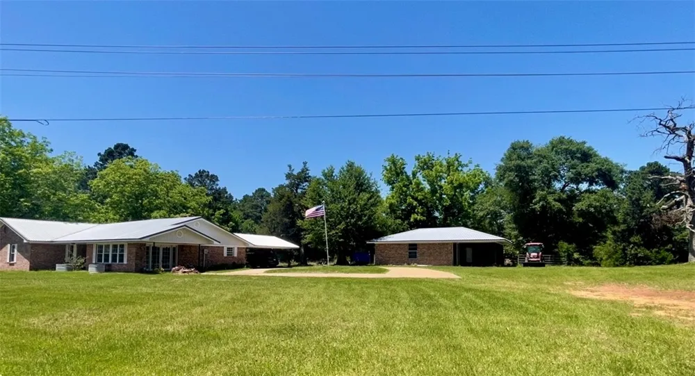 858 FM 1272 Grapeland, TX 75844