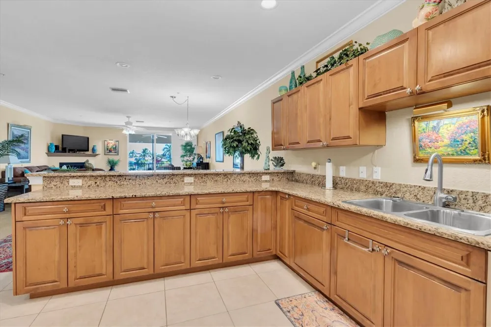 300 CAPRI BOULEVARD #6 Treasure Island, FL 33706
