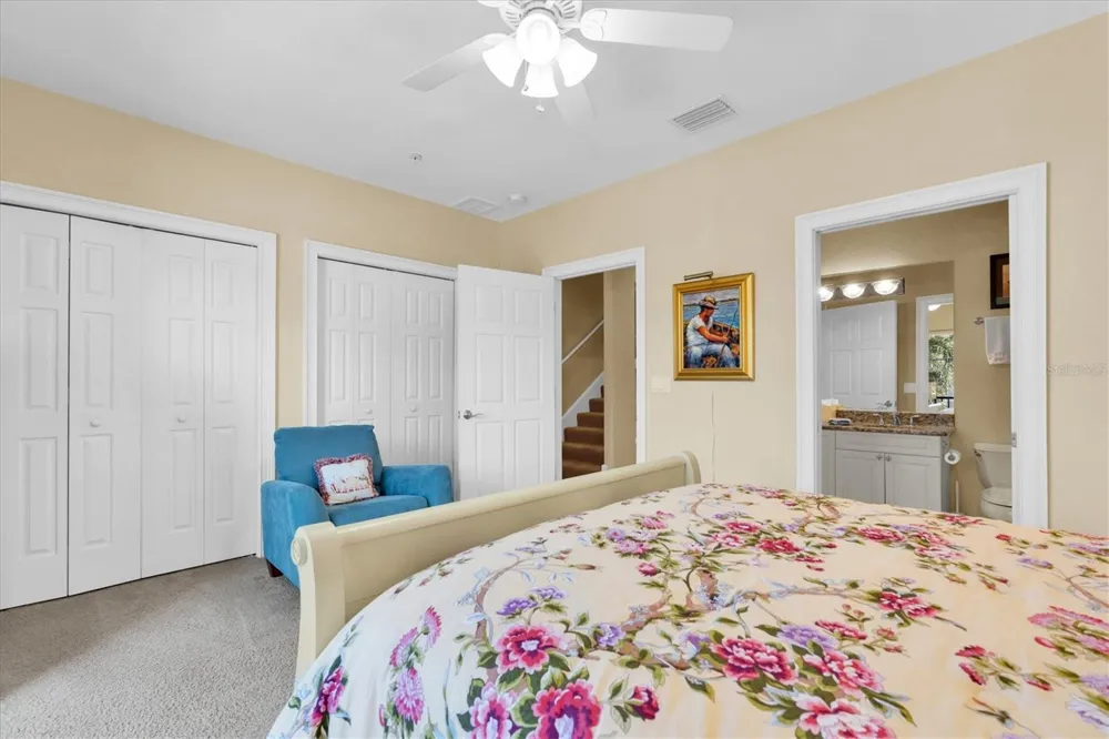 300 CAPRI BOULEVARD #6 Treasure Island, FL 33706