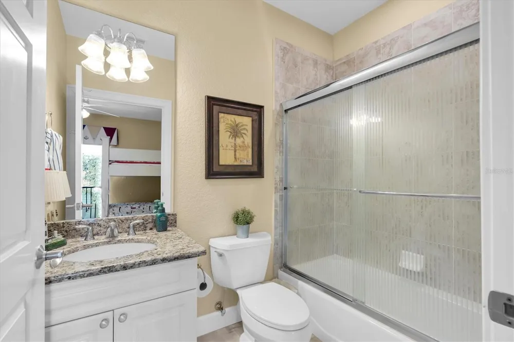 300 CAPRI BOULEVARD #6 Treasure Island, FL 33706