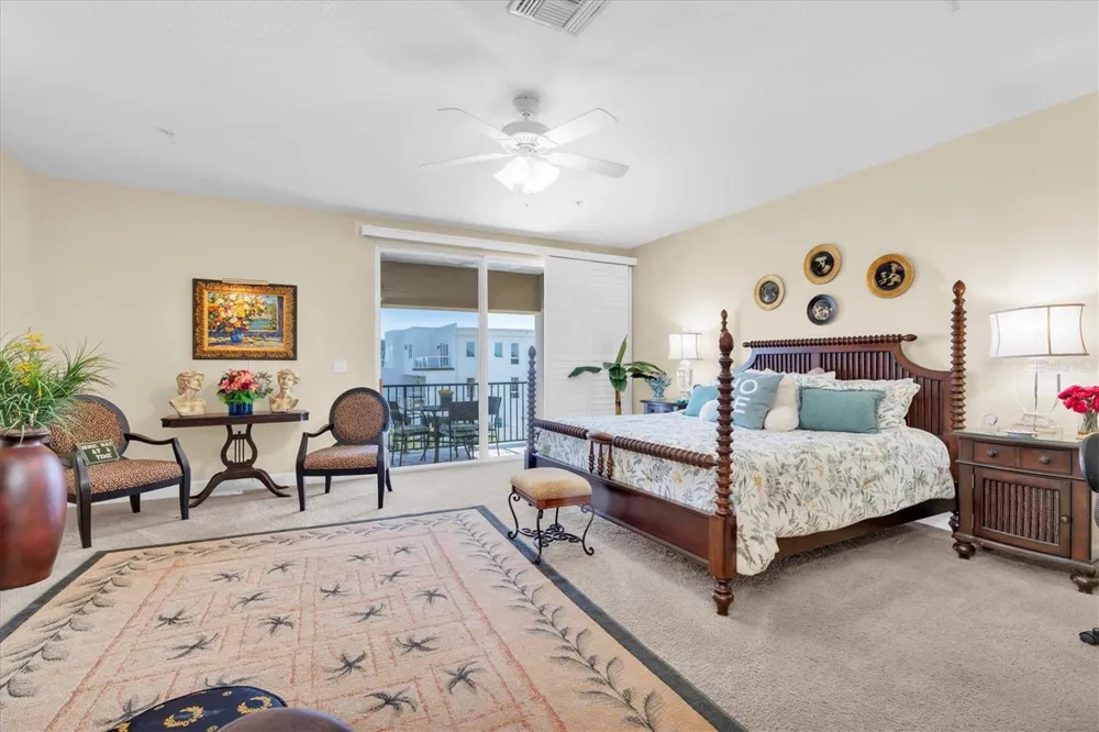300 CAPRI BOULEVARD #6 Treasure Island, FL 33706